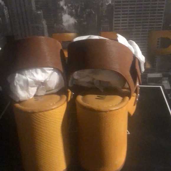 Open toe - Picture 3 of 5